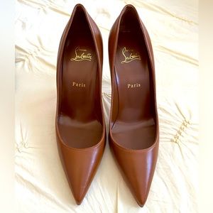 Christian Louboutin pump